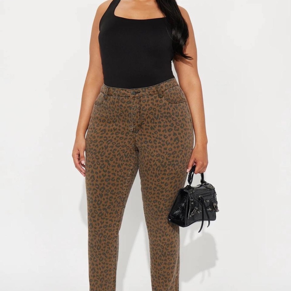 Fashion Nova Brown Leopard High-Rise Jeans